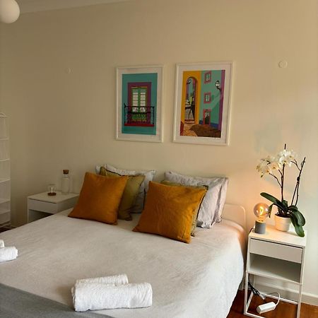 Quarto Com Banheiro Privativo Na Baixa Lisboa Exterior foto