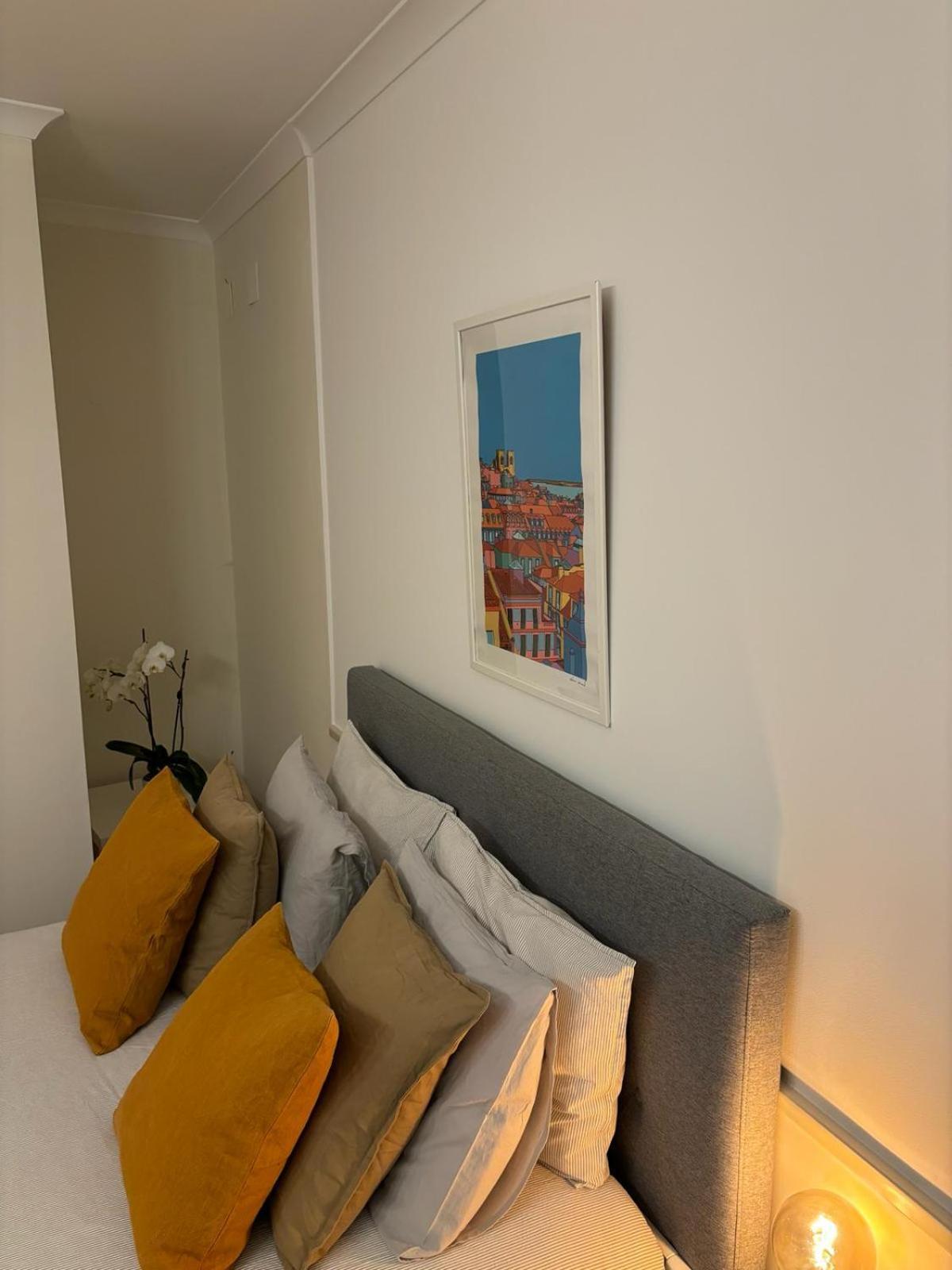 Quarto Com Banheiro Privativo Na Baixa Lisboa Exterior foto